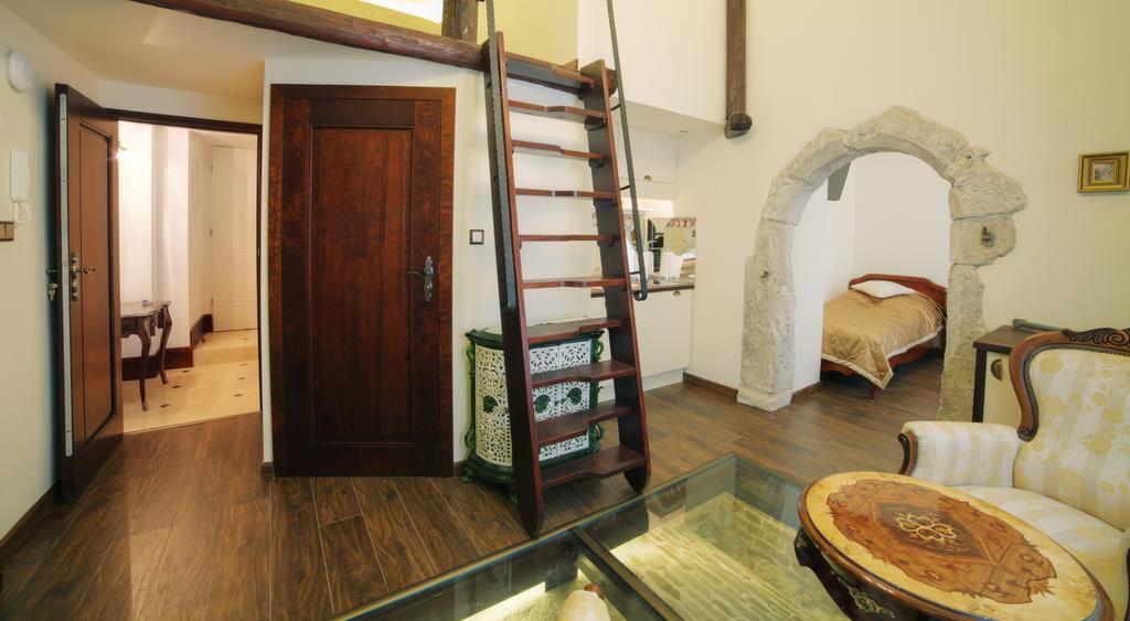 Only Krakow Apartments Pokoj fotografie